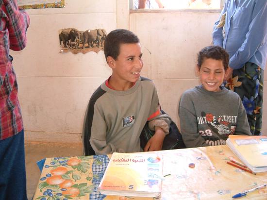 garçons dans une ecole de region Bouarfa